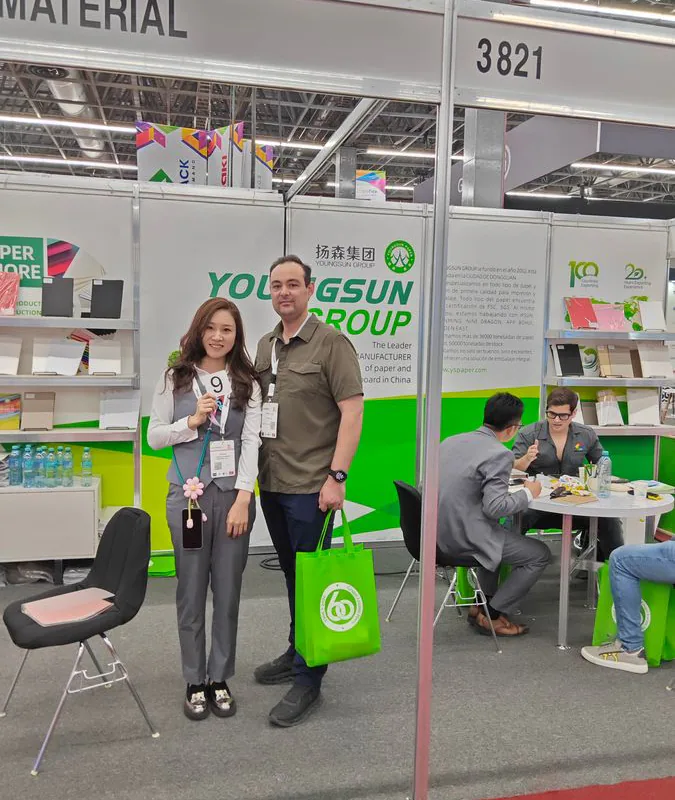 How to Prepare for a Paper Trade Show: A Buyer's Complete Guide to Making the Most of Your Visit
